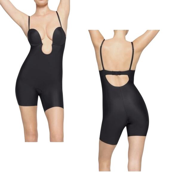 SKIMS Other - SKIMS Deep Plunge Shapewear XS MID THIGH BODYSUIT Black Onxy Remove Straps NWT
